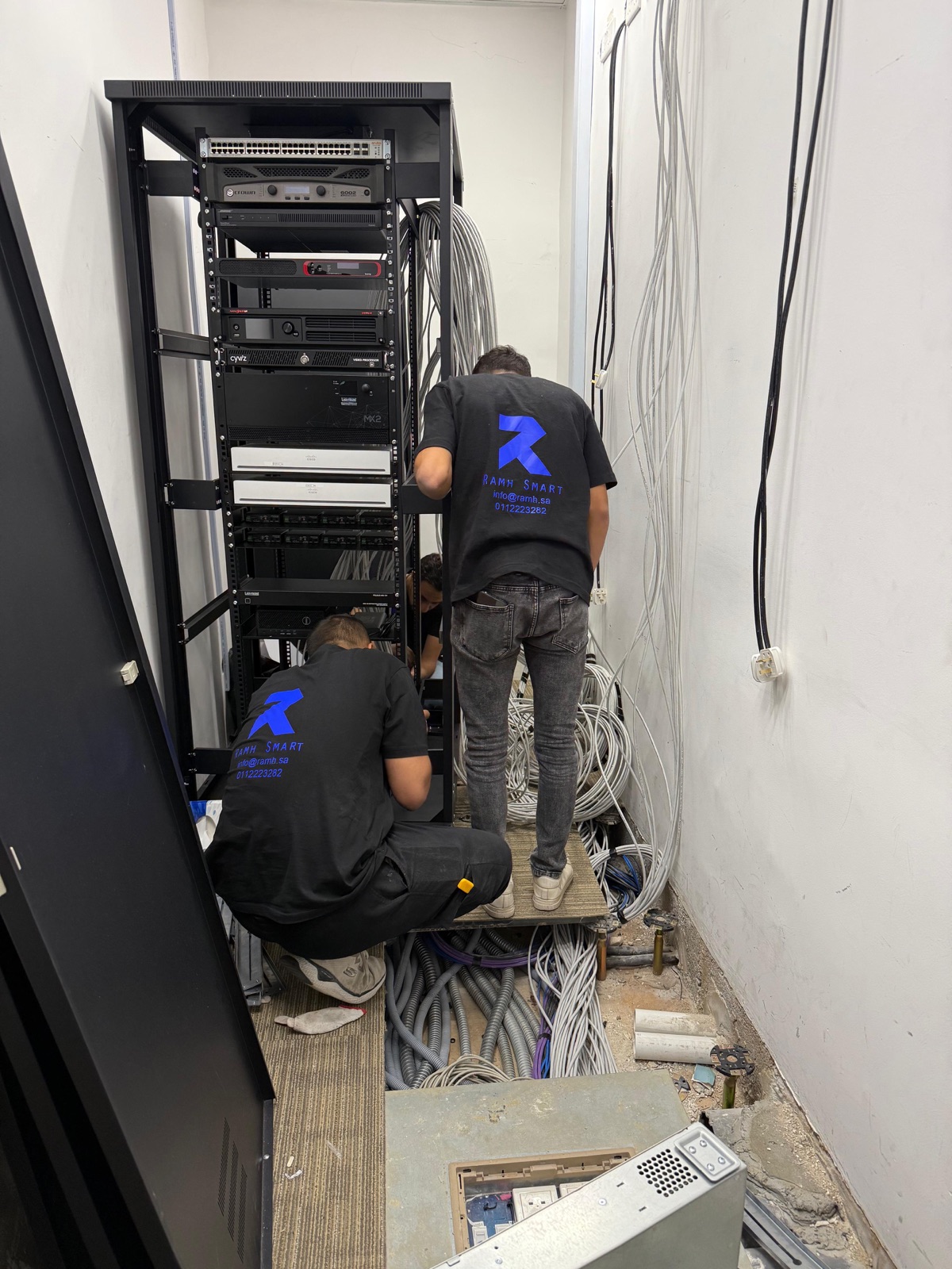 Rack cable management