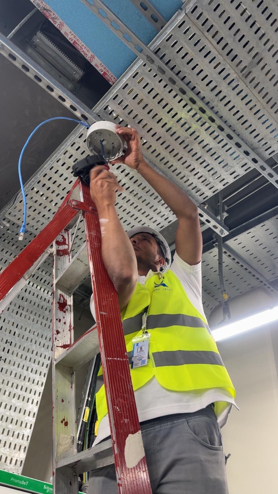 Overhead cabling works
